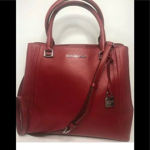 Michael Kors Sadie Tote with shoulder Straps